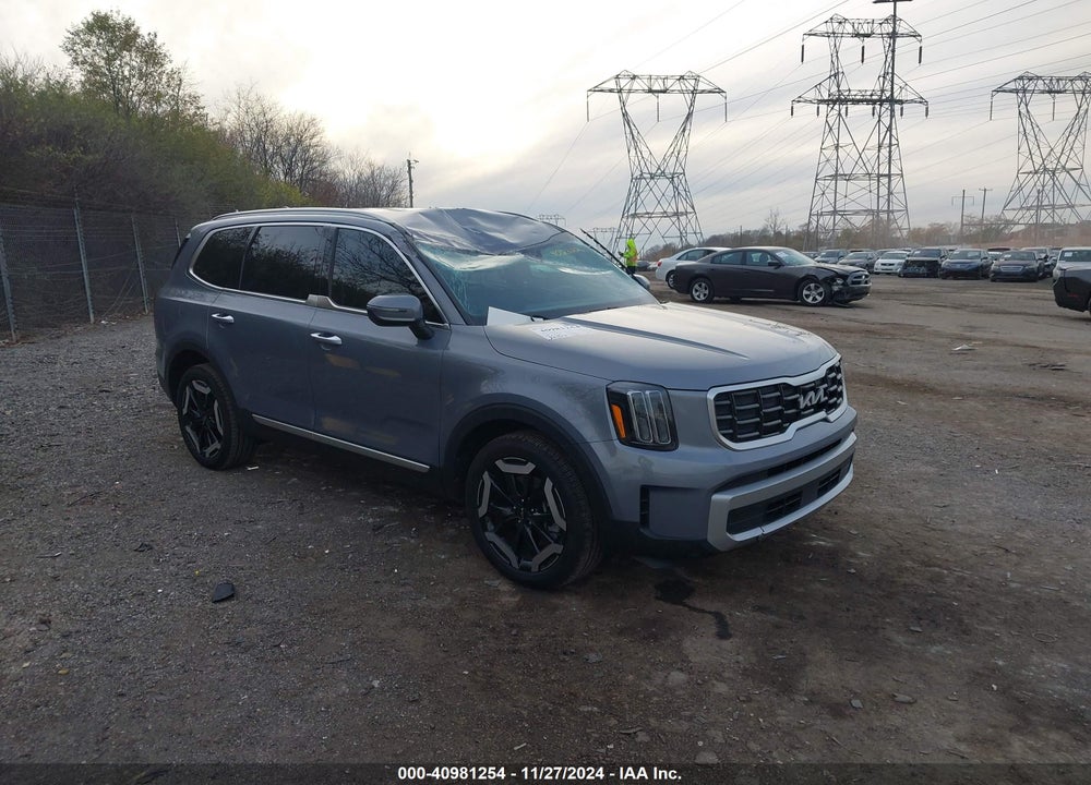 2023 KIA TELLURIDE S VIN: 5XYP6DGC2PG402322
