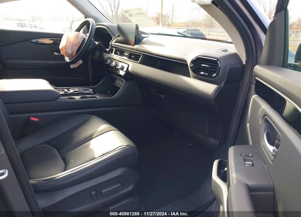 2025 HONDA PILOT VIN: 5FNYG1H41SB062653