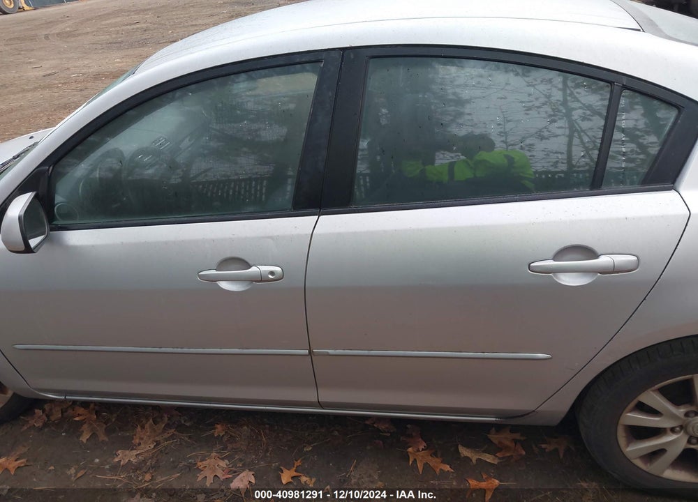 2008 MAZDA 3 I VIN: JM1BK32G181813013