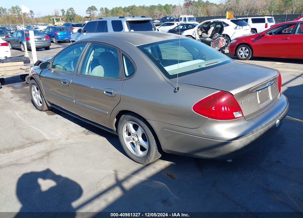 2002 FORD TAURUS SES VIN: 1FAFP55U82A185609