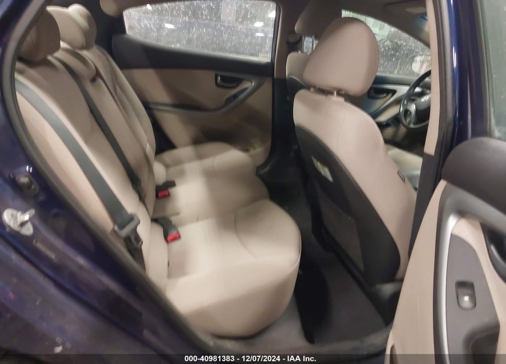 2014 HYUNDAI ELANTRA SE VIN: 5NPDH4AE7EH539446
