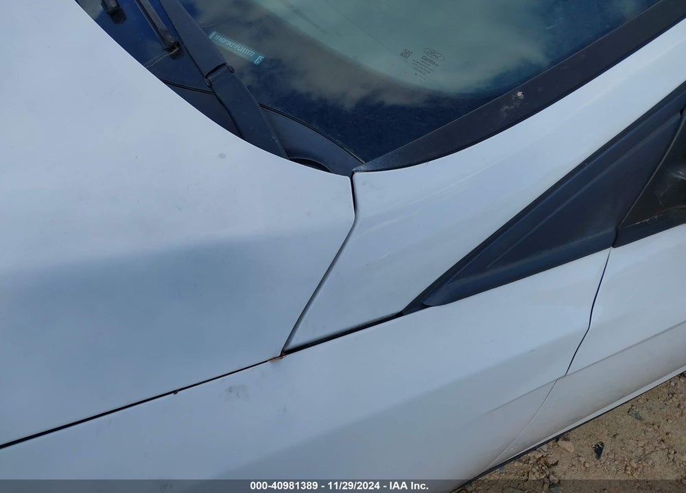 2015 FORD FOCUS SE VIN: 1FADP3K21FL311172