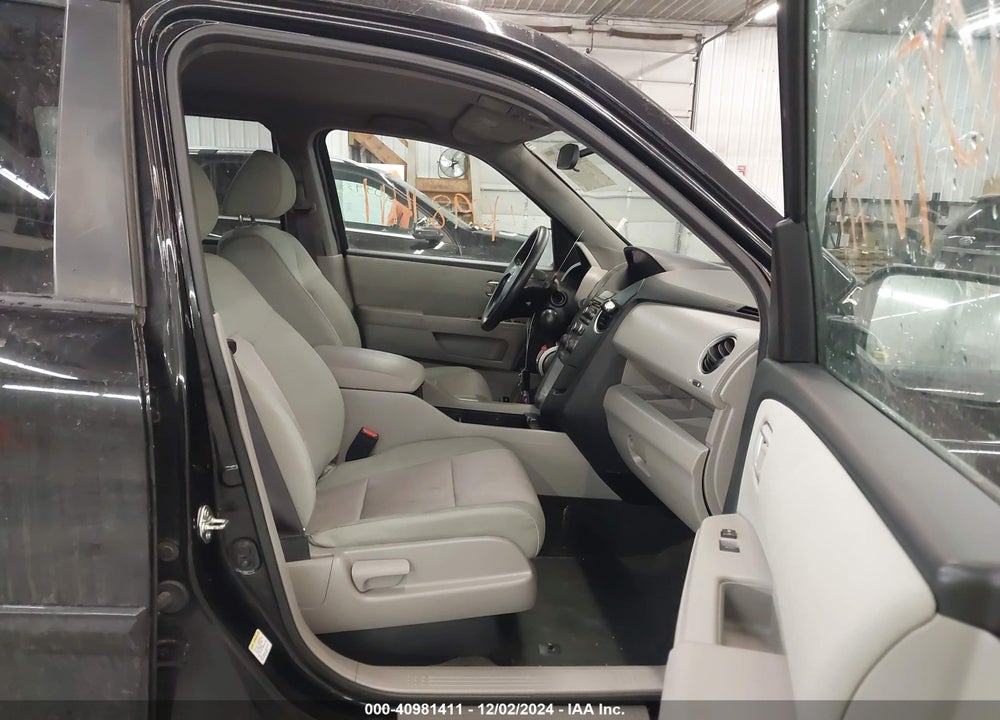 2015 HONDA PILOT EX VIN: 5FNYF4H45FB076291