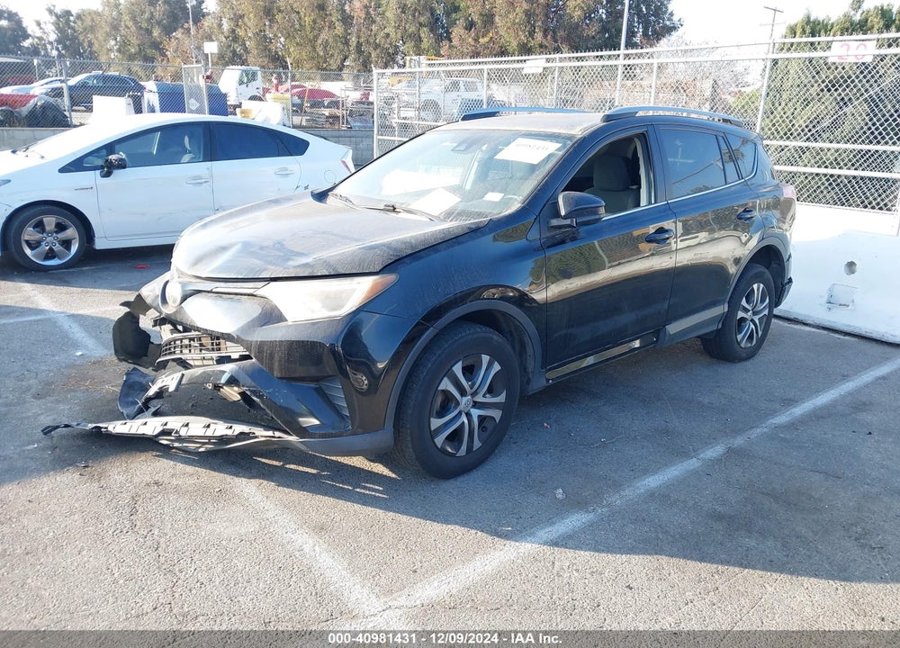2017 TOYOTA RAV4 LE VIN: 2T3ZFREVXHW371270