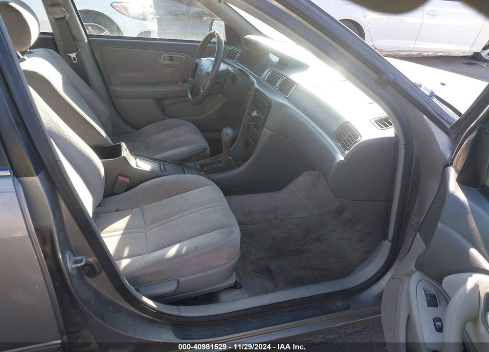 1997 TOYOTA CAMRY LE V6 VIN: 4T1BF22K3VU034785
