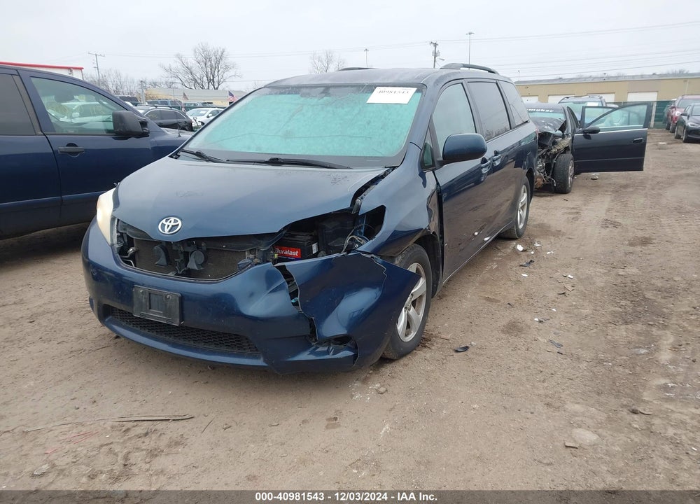2011 TOYOTA SIENNA LE V6 VIN: 5TDKK3DC0BS127002