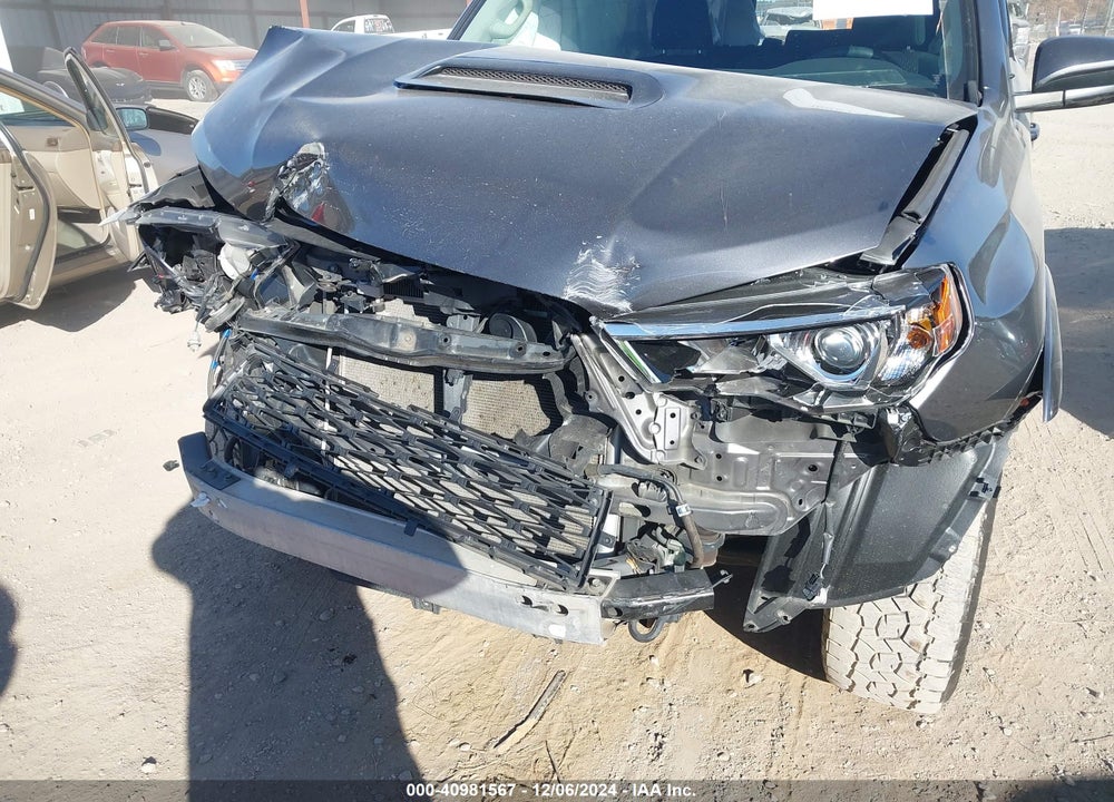 2019 TOYOTA 4RUNNER TRD OFF ROAD VIN: JTEBU5JR7K5720842