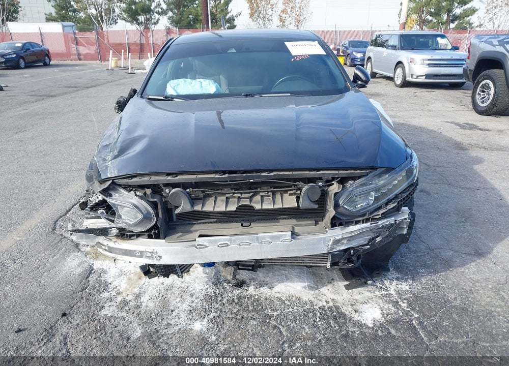 2019 HONDA ACCORD VIN: 1HGCV1F39KA176128