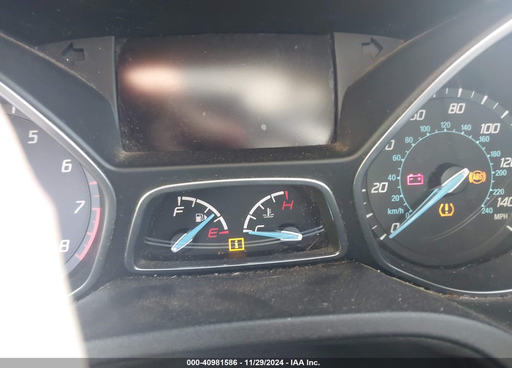 2014 FORD FOCUS SE VIN: 1FADP3F27EL121448