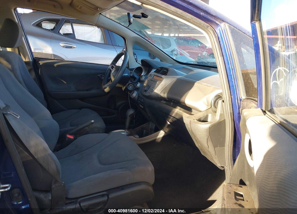 2012 HONDA FIT VIN: JHMGE8H36CC014497