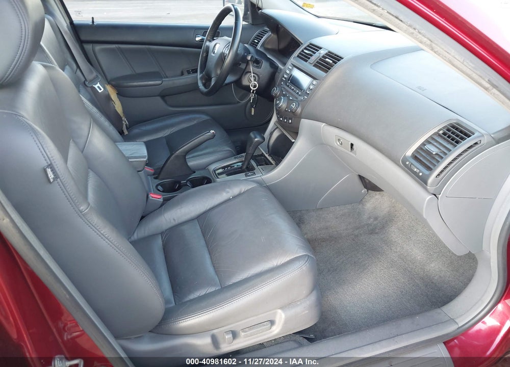 2005 HONDA ACCORD 3.0 EX VIN: 1HGCM66515A009171