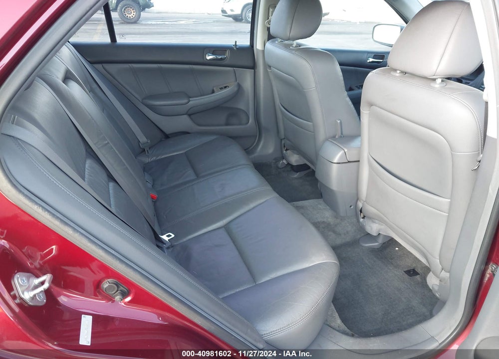 2005 HONDA ACCORD 3.0 EX VIN: 1HGCM66515A009171