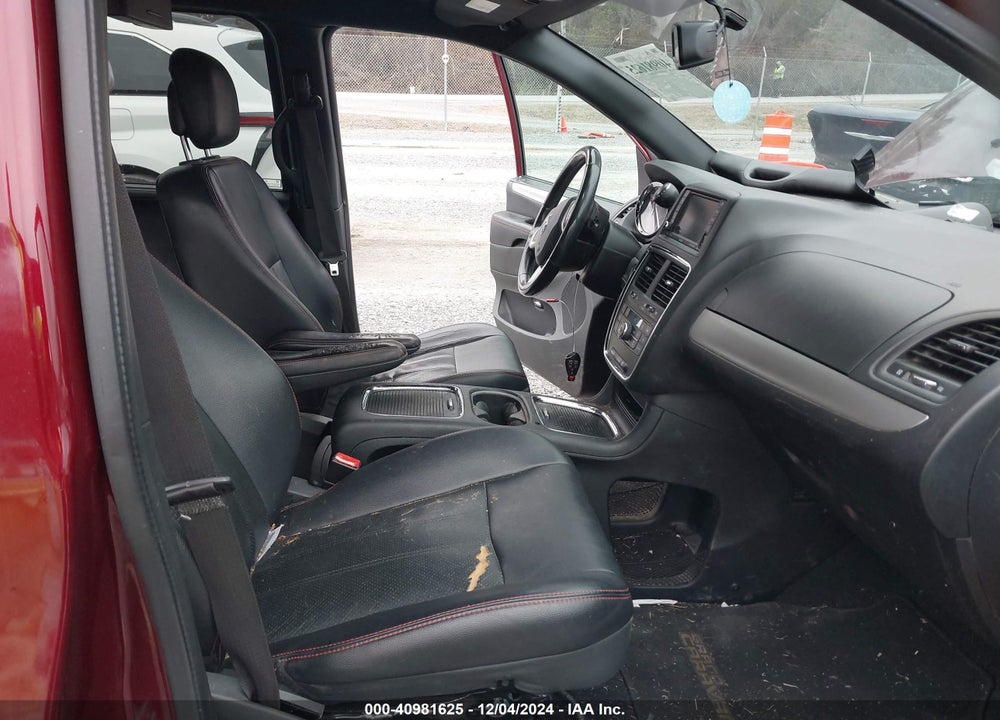 2017 DODGE GRAND CARAVAN GT VIN: 2C4RDGEG7HR733240