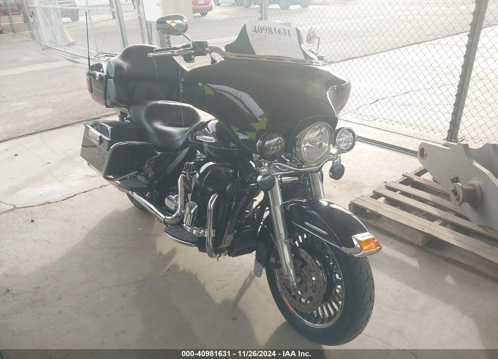 2012 HARLEY-DAVIDSON FLHTK ELECTRA GLIDE ULTRA LTD VIN: 1HD1KEM14CB644932