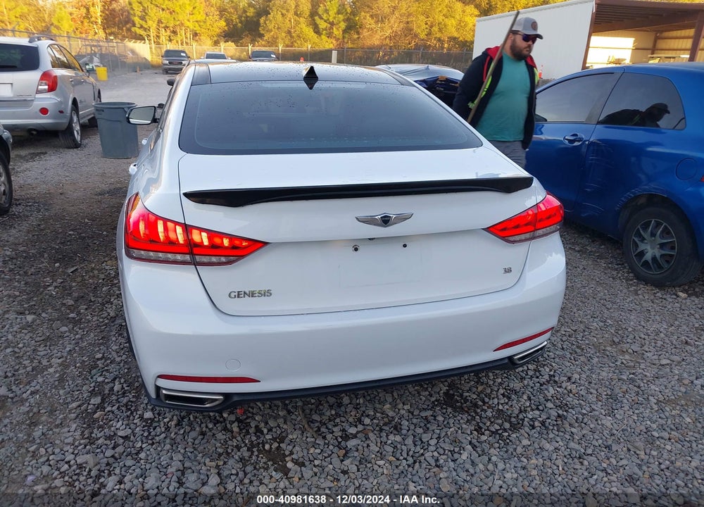 2015 HYUNDAI GENESIS 3.8 VIN: KMHGN4JE0FU058902