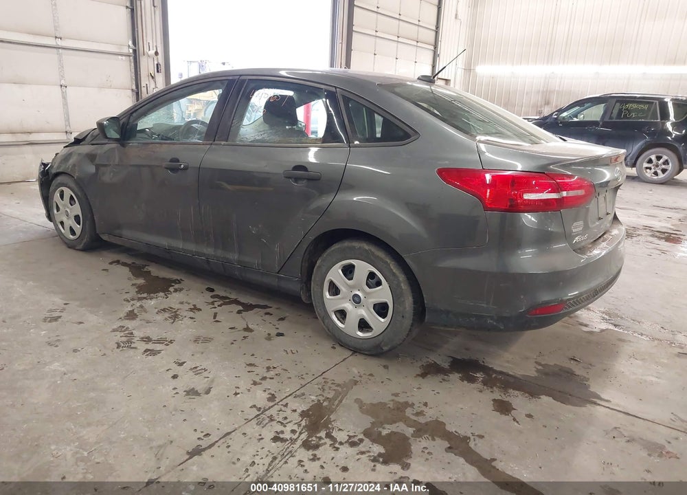 2017 FORD FOCUS VIN: 1FADP3E23HL205840