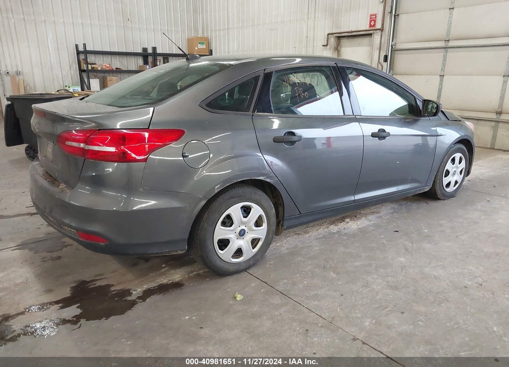 2017 FORD FOCUS VIN: 1FADP3E23HL205840