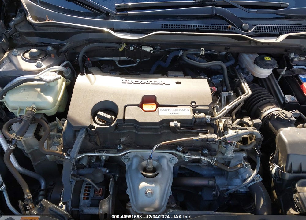 2018 HONDA CIVIC LX VIN: 2HGFC2F58JH520509