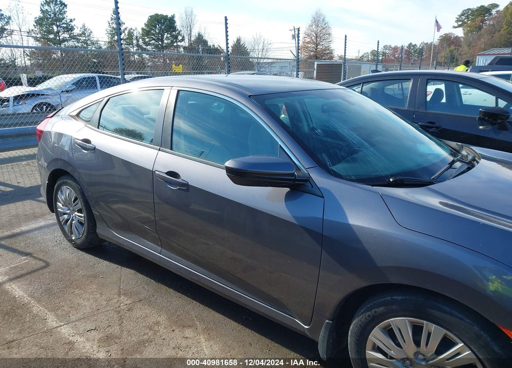 2018 HONDA CIVIC LX VIN: 2HGFC2F58JH520509