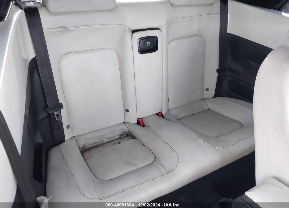 2007 VOLKSWAGEN NEW BEETLE TRIPLE WHITE VIN: 3VWFF31Y57M420212