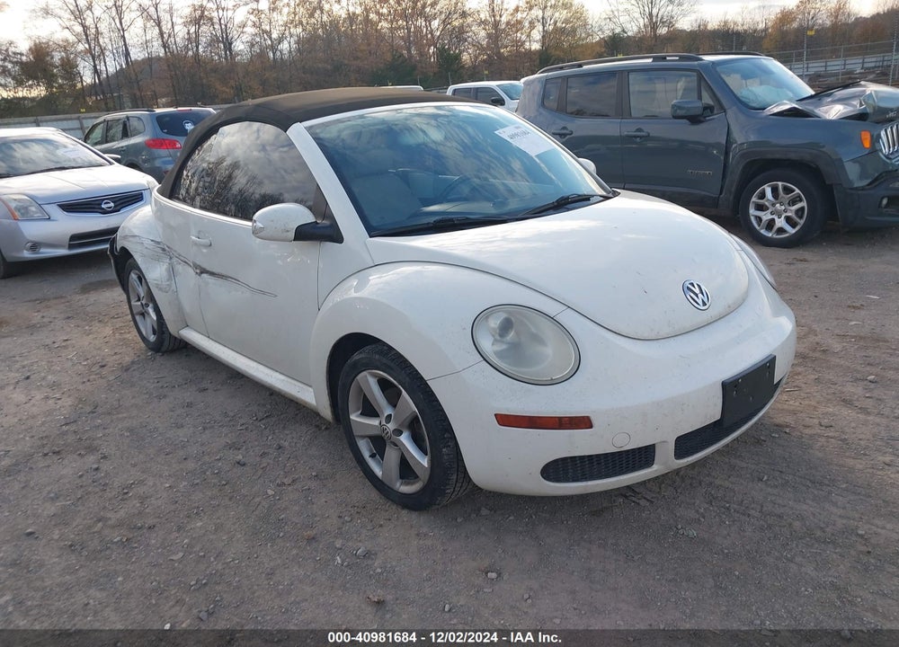 2007 VOLKSWAGEN NEW BEETLE TRIPLE WHITE VIN: 3VWFF31Y57M420212