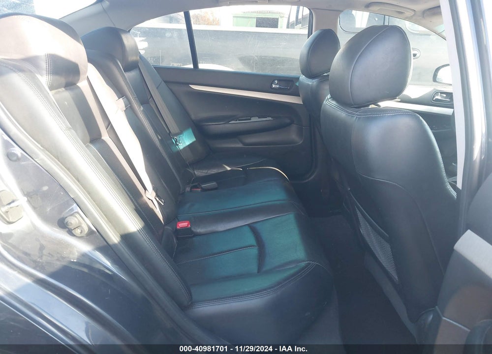 2008 INFINITI G35X VIN: JNKBV61F18M270017