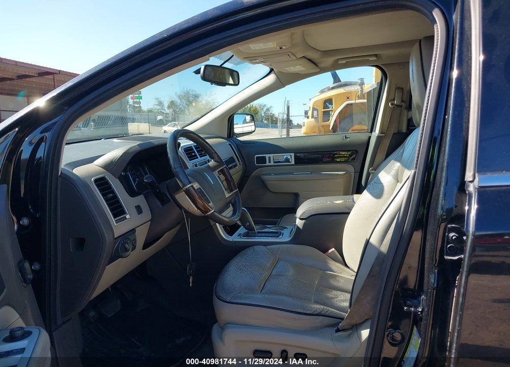 2010 LINCOLN MKX VIN: 2LMDJ6JC9ABJ24407