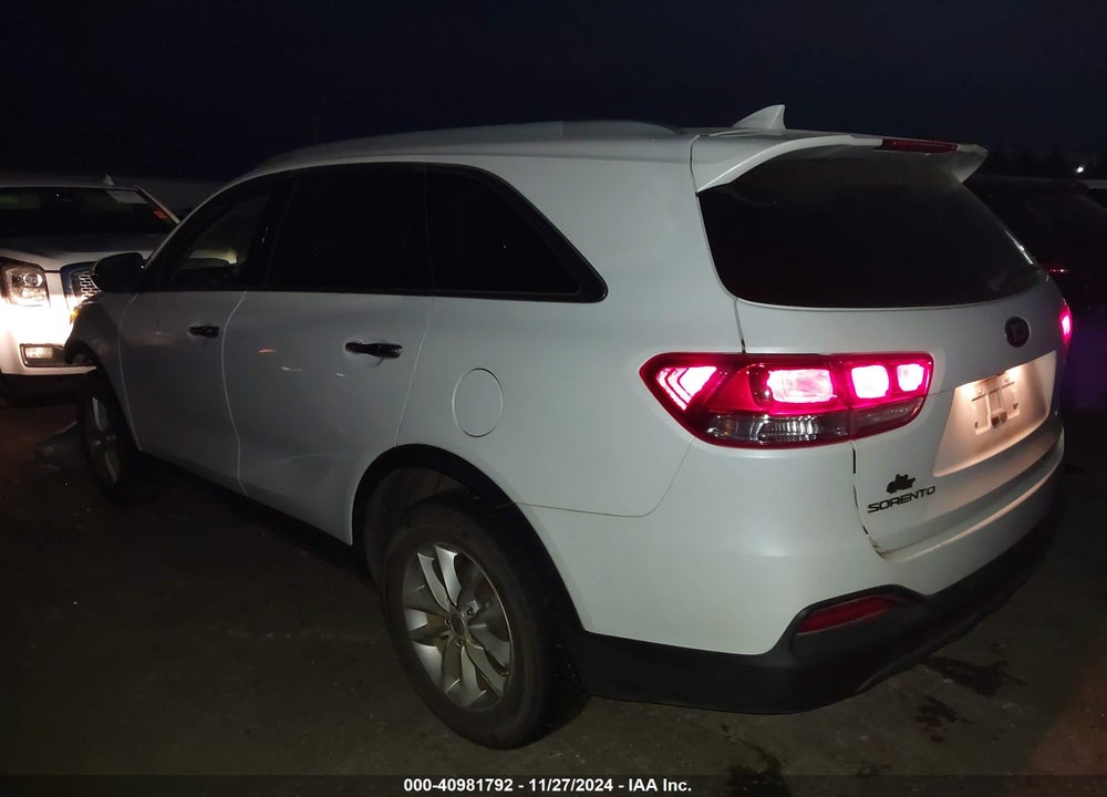 2018 KIA SORENTO VIN: 5XYPG4A33JG346937