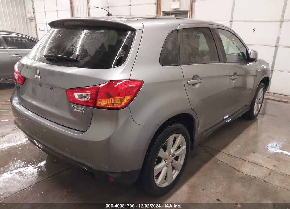 2014 MITSUBISHI OUTLANDER SPORT ES VIN: 4A4AP3AU8EE008501