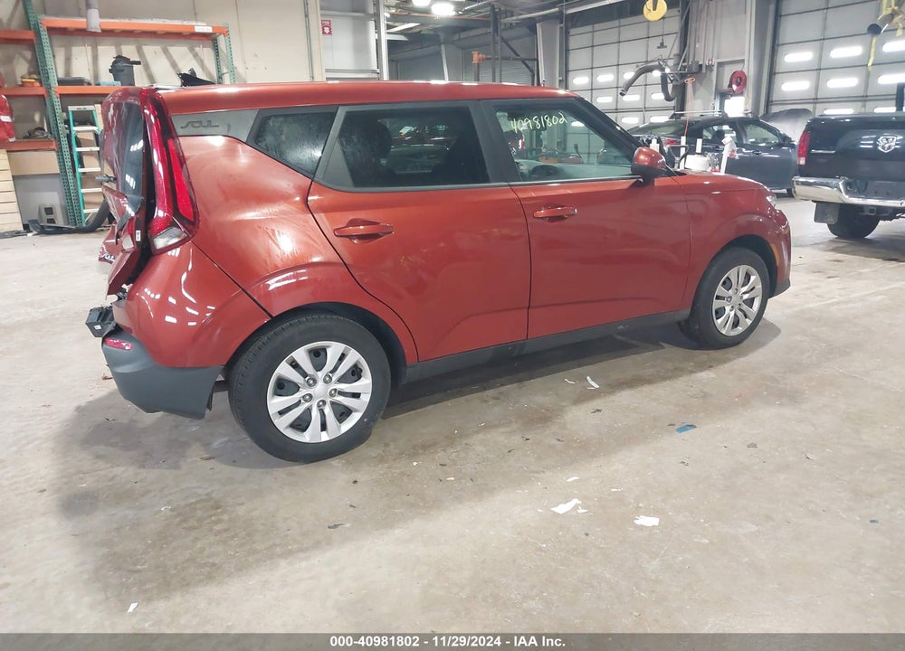 2021 KIA SOUL LX VIN: KNDJ23AU3M7746652