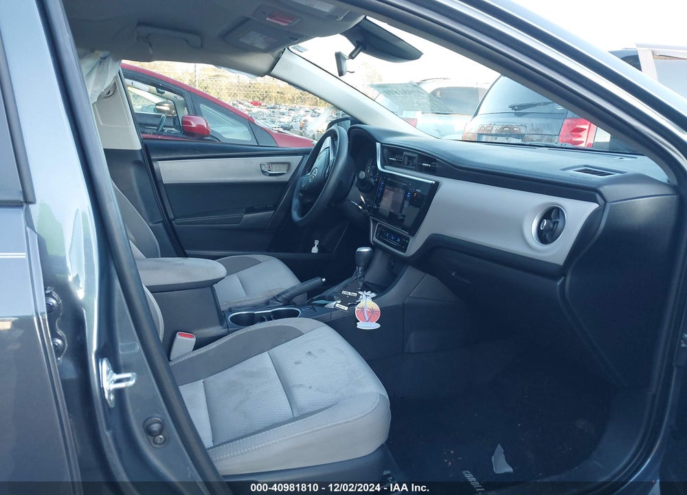 2017 TOYOTA COROLLA LE VIN: 2T1BURHE3HC882977