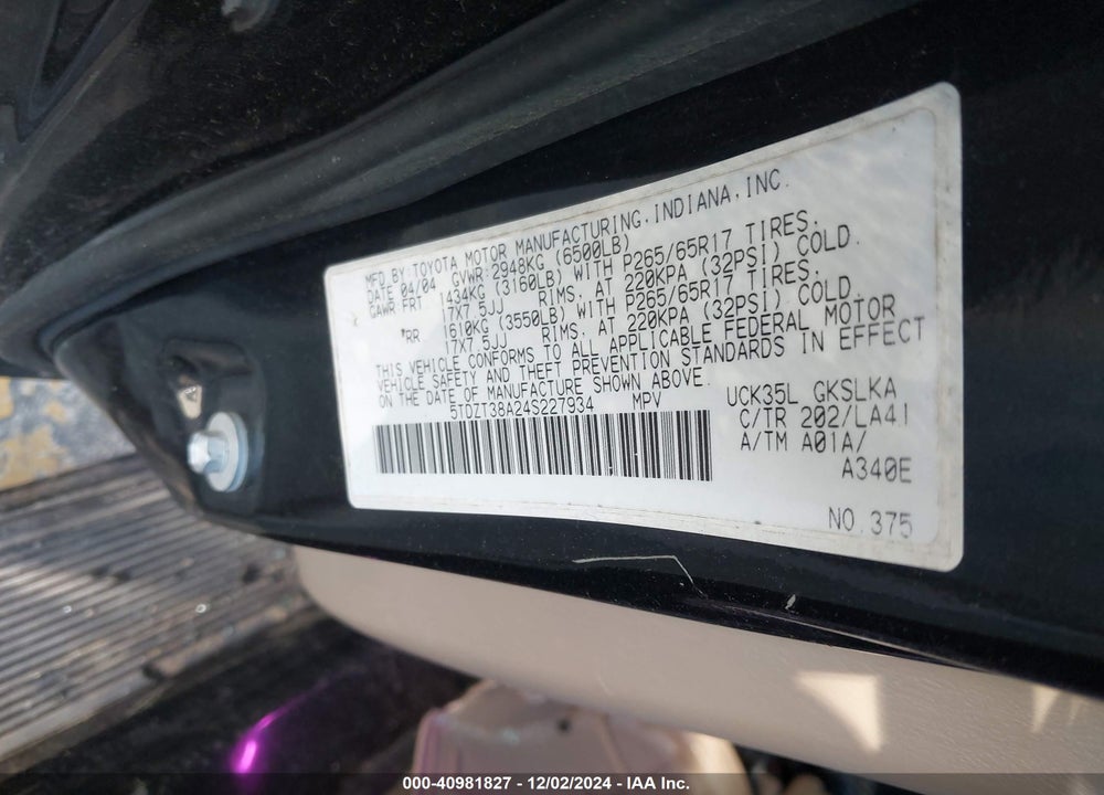 2004 TOYOTA SEQUOIA LIMITED V8 VIN: 5TDZT38A24S227934