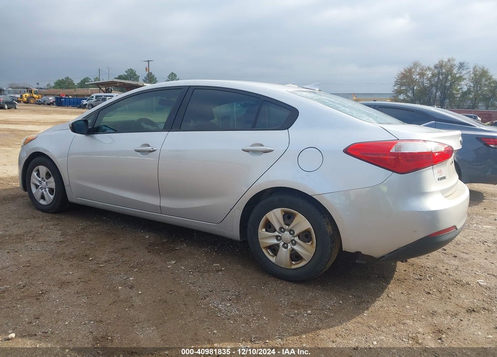 2016 KIA FORTE LX VIN: KNAFK4A67G5561692