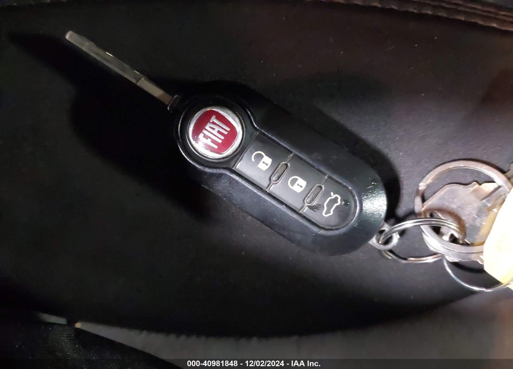 2014 FIAT 500L EASY VIN: ZFBCFABH8EZ028512