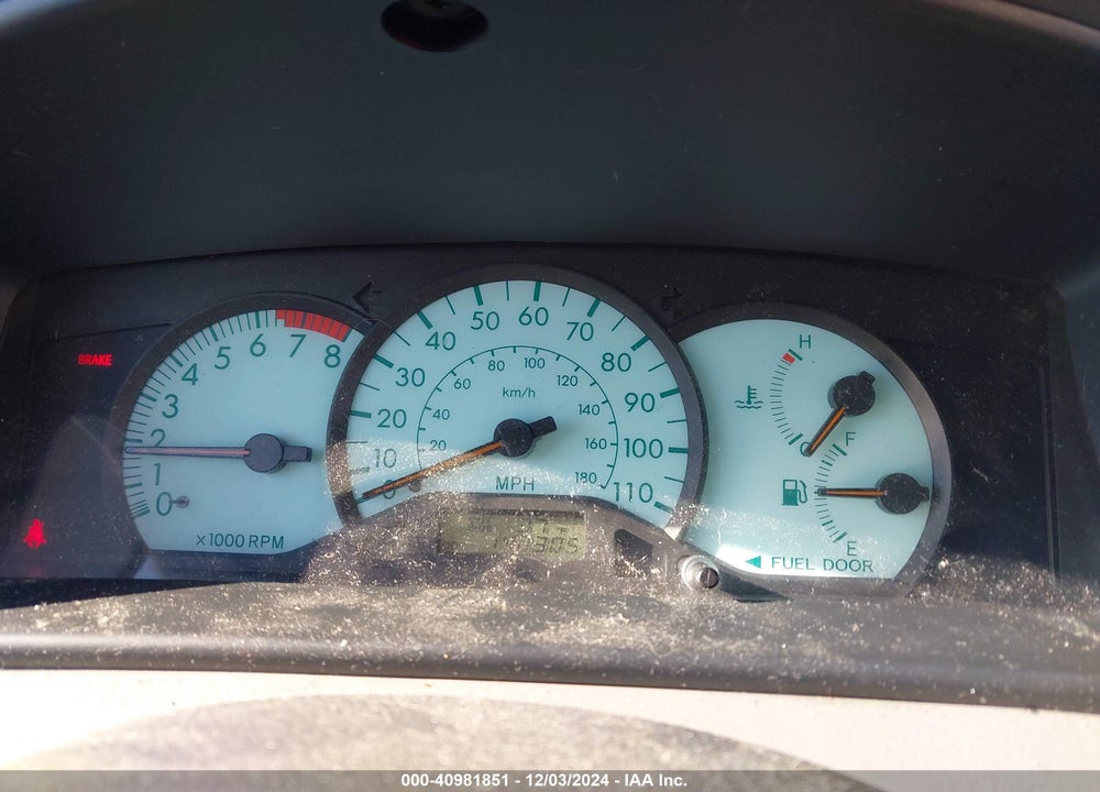 2003 TOYOTA COROLLA LE VIN: 2T1BR32E43C041511