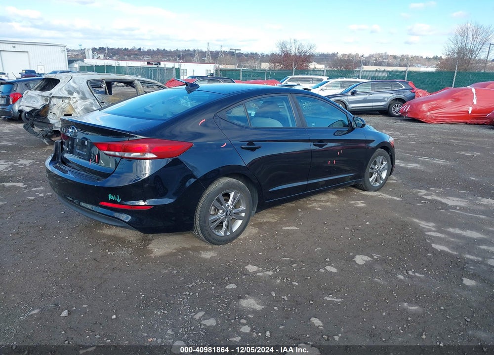 2018 HYUNDAI ELANTRA SEL VIN: KMHD84LF0JU510470