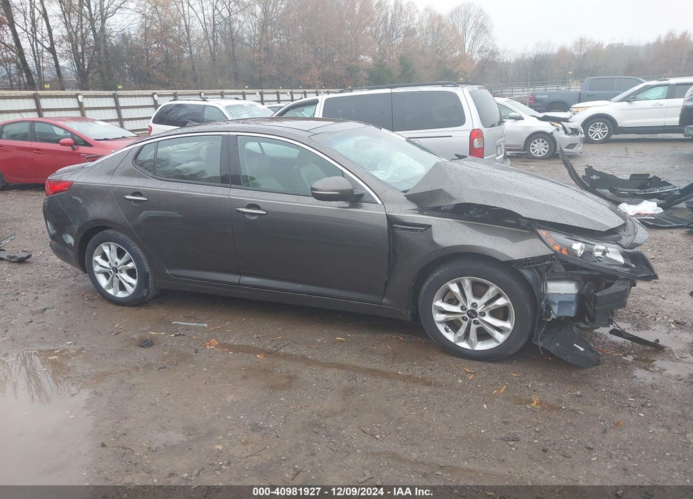 2011 KIA OPTIMA EX TURBO VIN: KNAGN4A62B5133758
