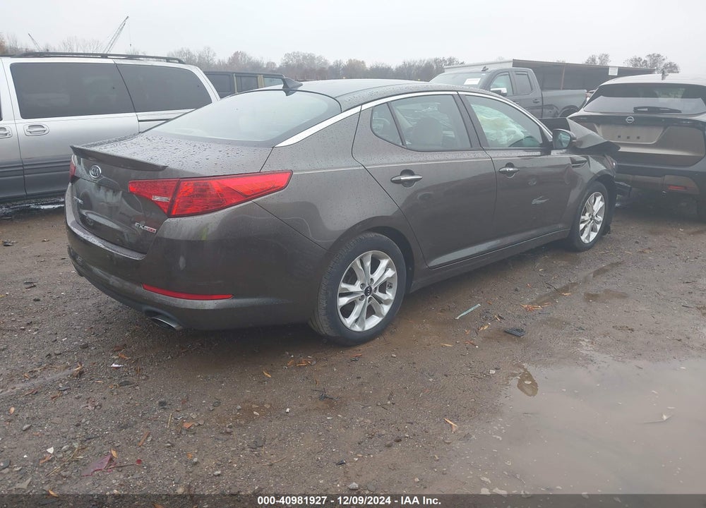 2011 KIA OPTIMA EX TURBO VIN: KNAGN4A62B5133758