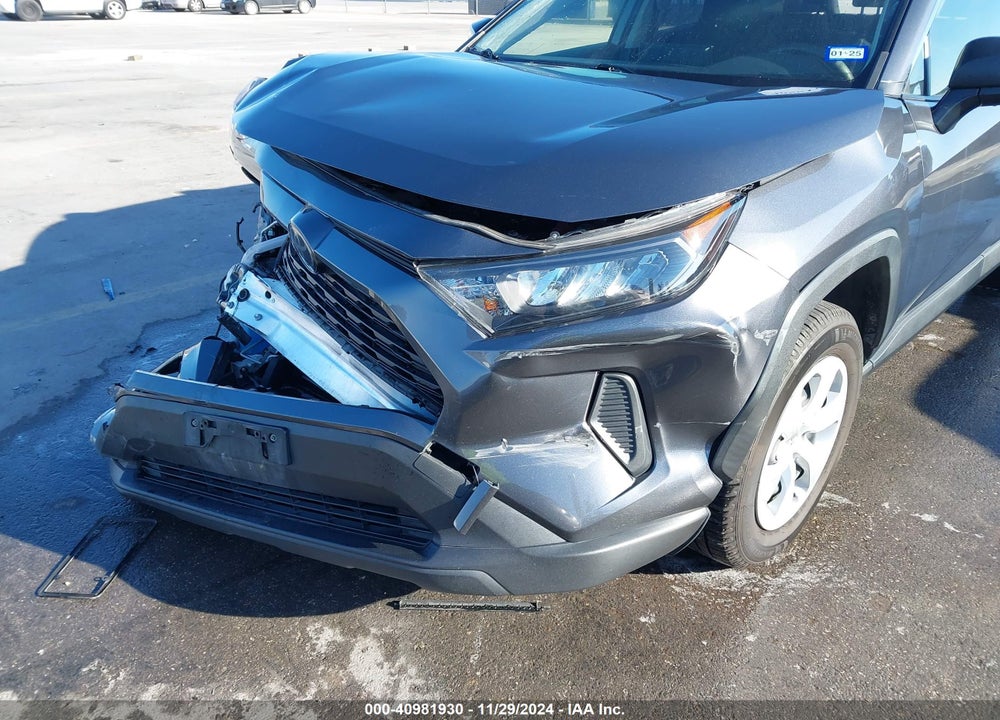 2019 TOYOTA RAV4 LE VIN: JTMH1RFV8KD006857