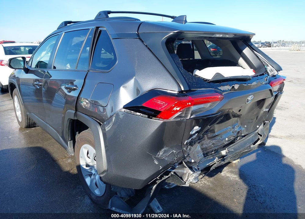 2019 TOYOTA RAV4 LE VIN: JTMH1RFV8KD006857
