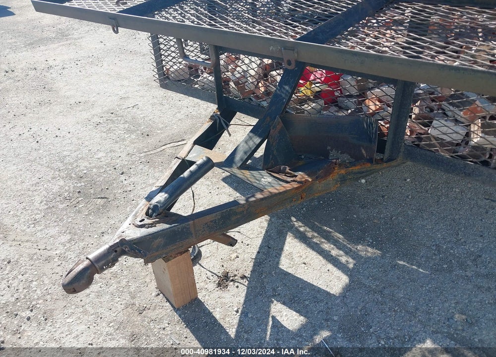 2001 PERO TRAILER MFG OTHER VIN: 4PTU61220YM013225