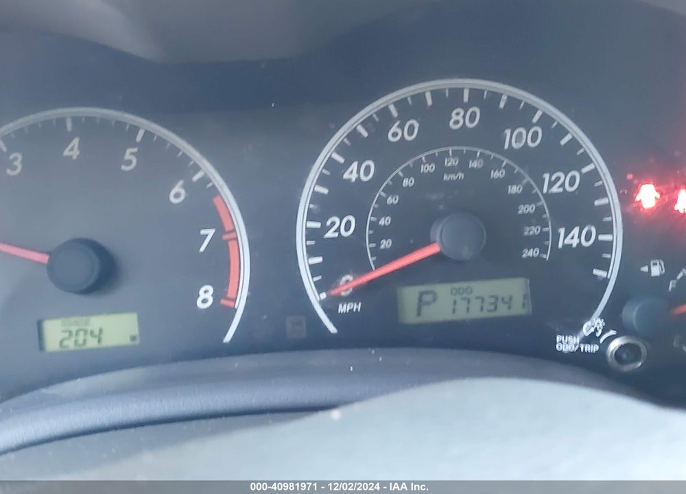 2010 TOYOTA COROLLA LE VIN: 2T1BU4EE7AC521457