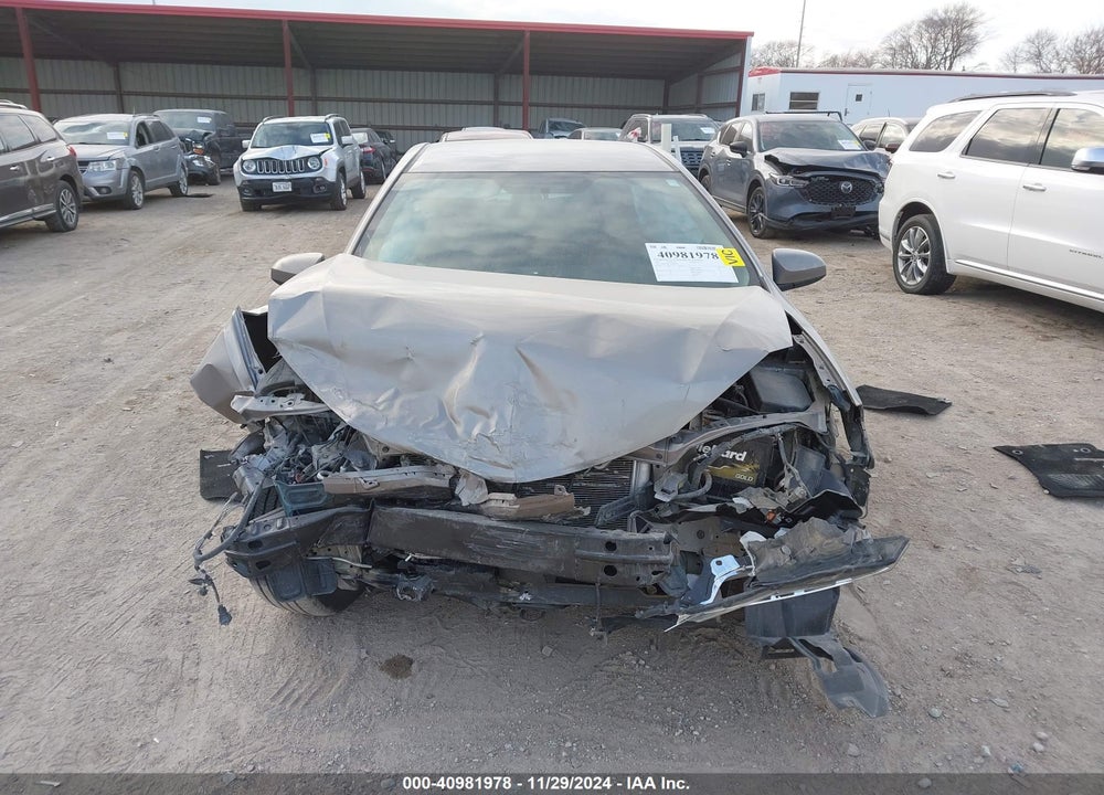 2016 TOYOTA COROLLA LE VIN: 5YFBURHE5GP458733