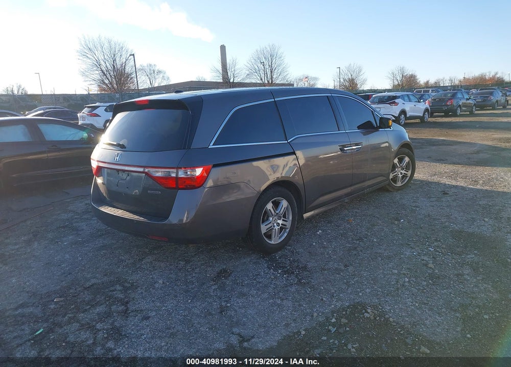 2011 HONDA ODYSSEY TOURING/TOURING ELITE VIN: 5FNRL5H92BB087192