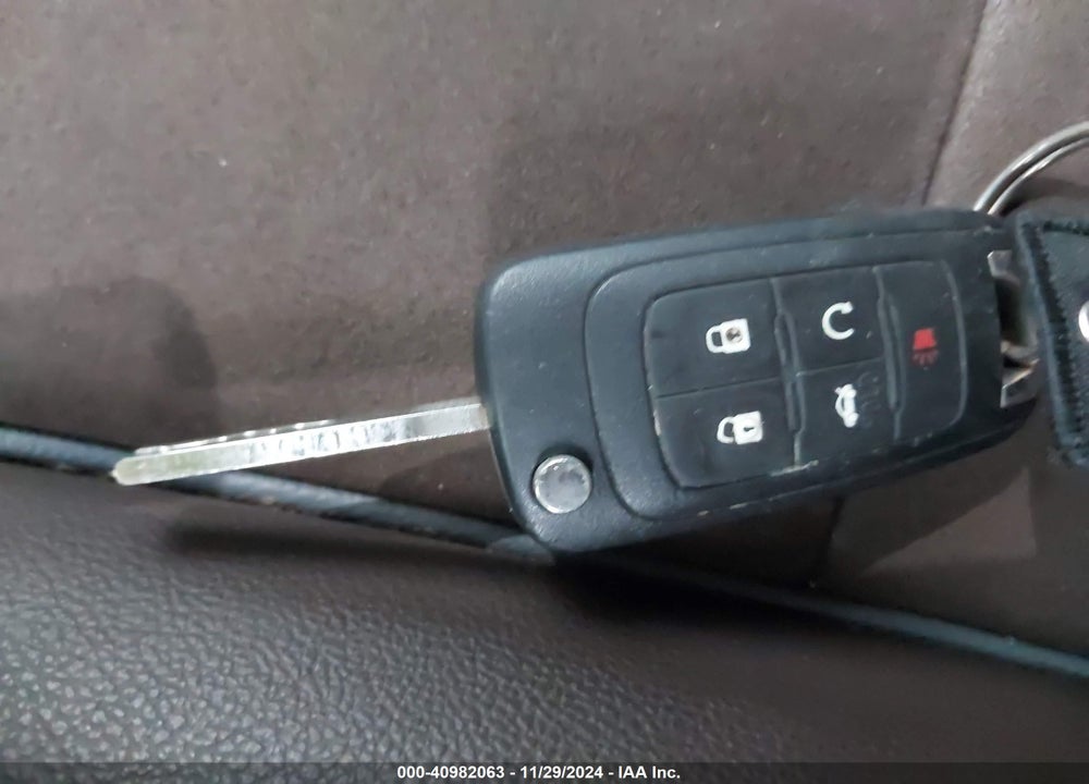 2015 CHEVROLET IMPALA VIN: 1G1125S36FU126490