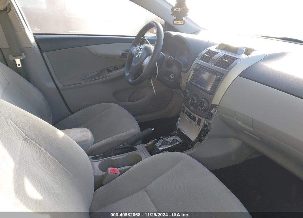 2013 TOYOTA COROLLA LE VIN: 2T1BU4EE0DC976462