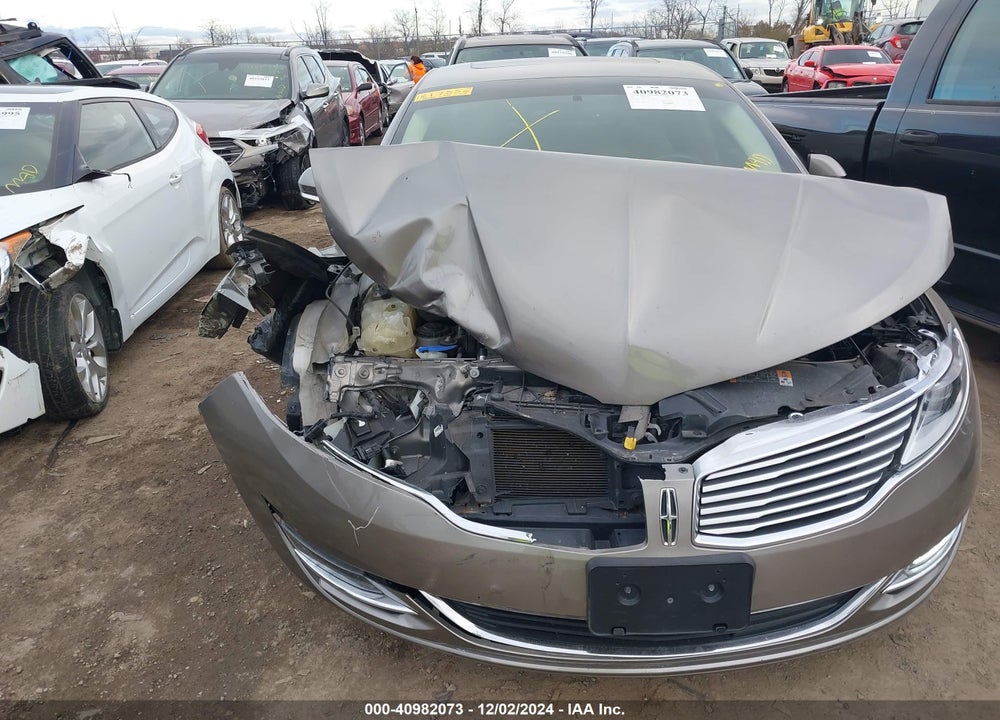 2015 LINCOLN MKZ VIN: 3LN6L2J99FR617556