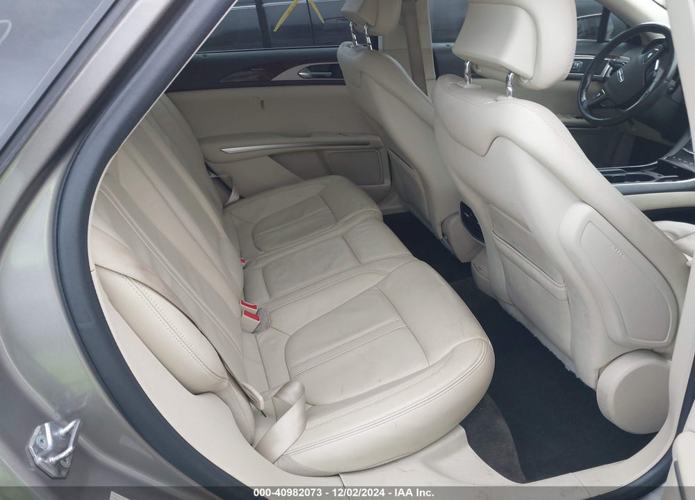 2015 LINCOLN MKZ VIN: 3LN6L2J99FR617556