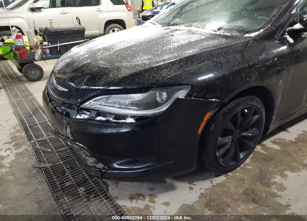 2016 CHRYSLER 200 S VIN: 1C3CCCDG1GN118332