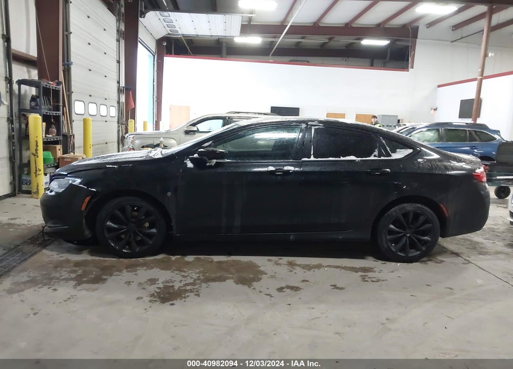2016 CHRYSLER 200 S VIN: 1C3CCCDG1GN118332